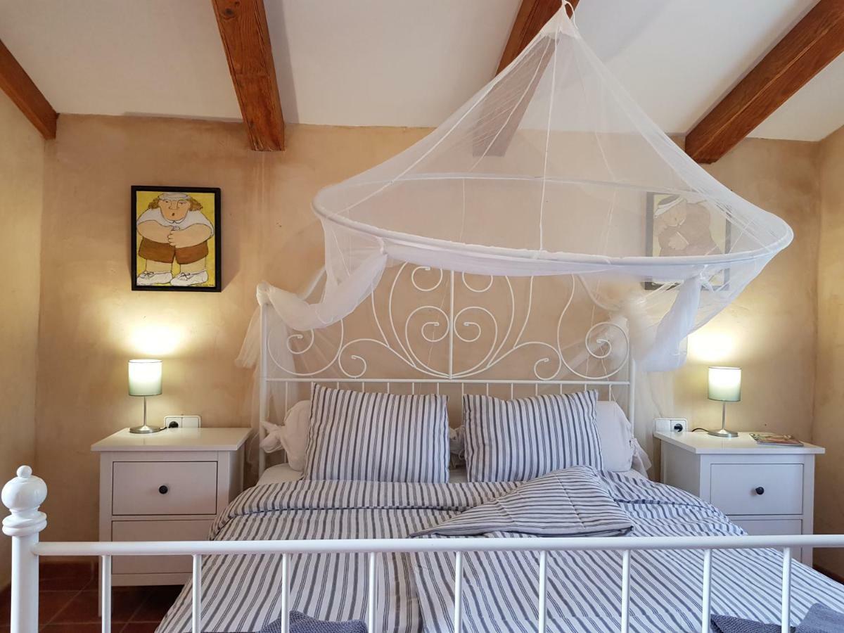 Hotel Finca Caballo Blanco Montuiri  Zewnętrze zdjęcie
